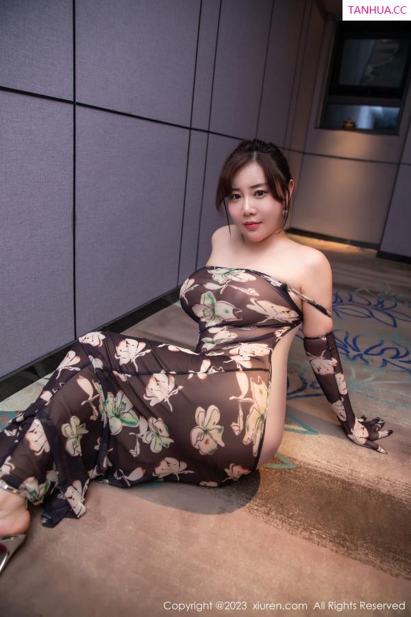 王格 王婉悠 [XiuRen]高清写真图 2023.02.15 No.6265 王婉悠Queen 丰腴美臀第45张图片